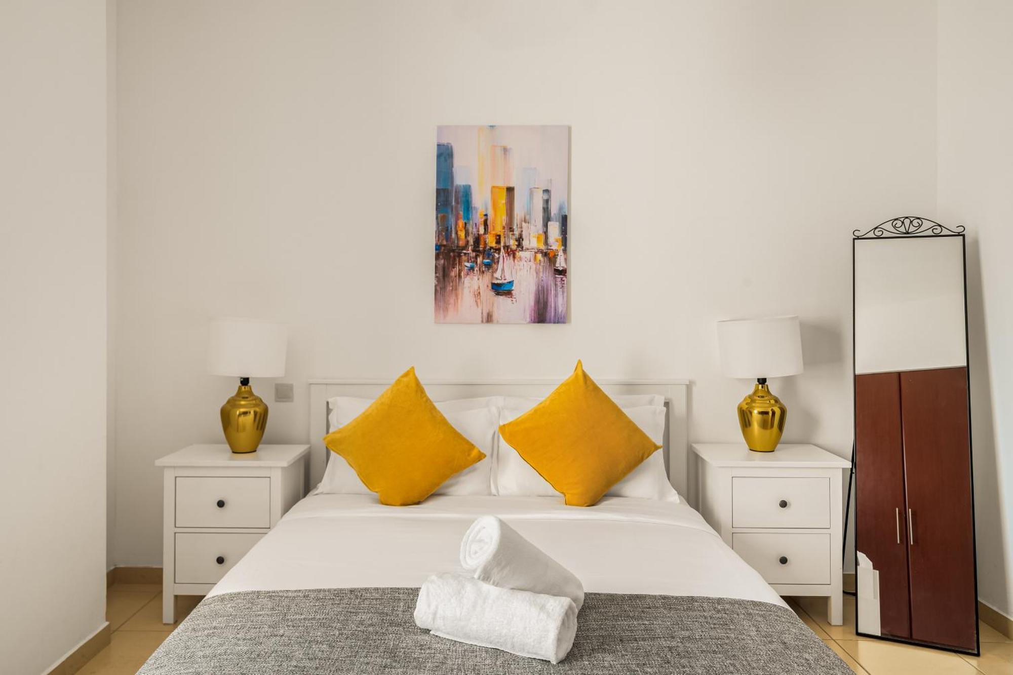 Beautiful 2Br & 4Br Apartments On Jbr Beach, Walking Distance To Bluewaters Island - By Sunkissed Holiday Homes Dubai Eksteriør billede