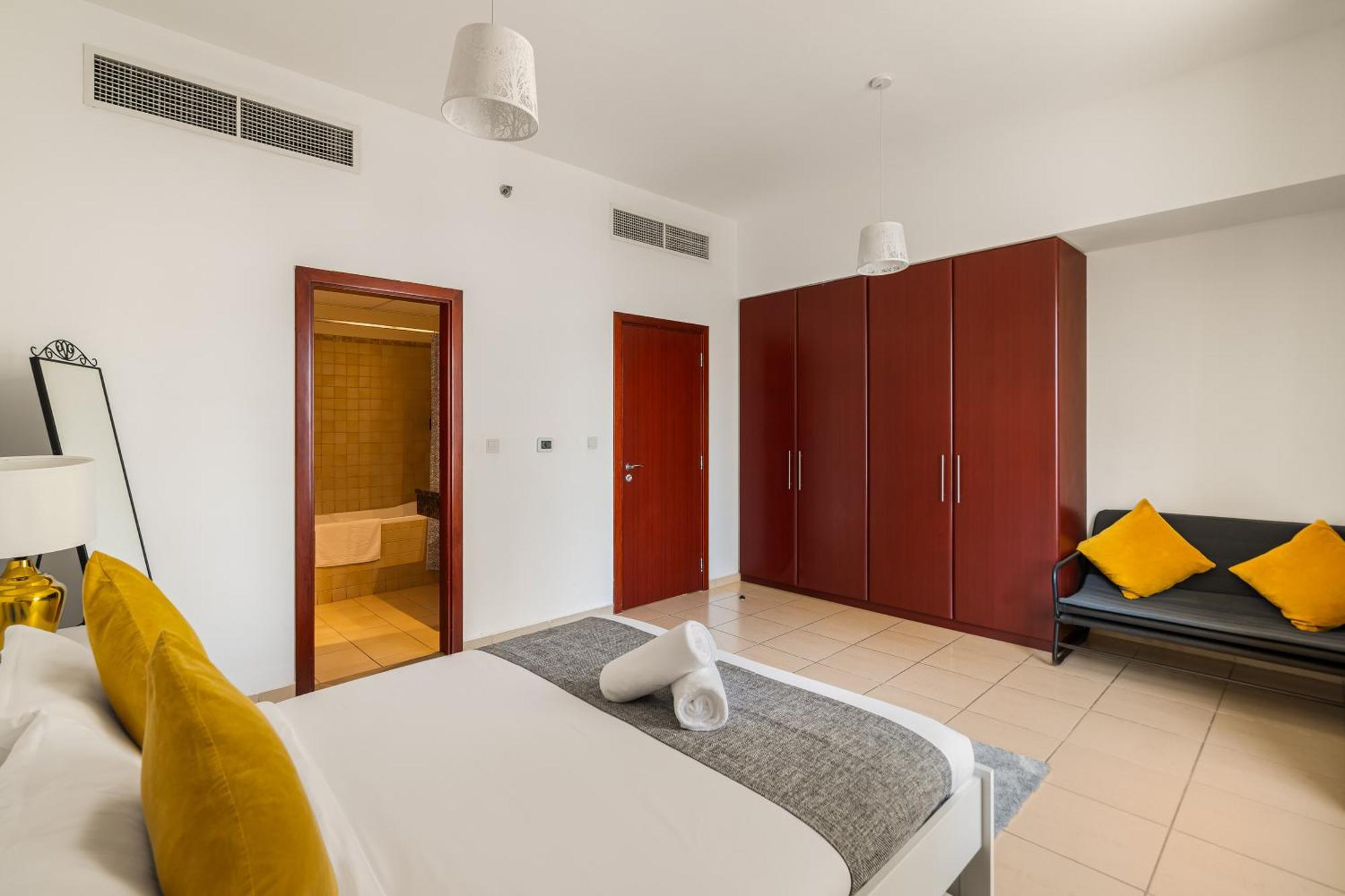Beautiful 2Br & 4Br Apartments On Jbr Beach, Walking Distance To Bluewaters Island - By Sunkissed Holiday Homes Dubai Eksteriør billede